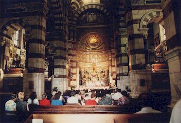 マルセイユの教会：礼拝堂